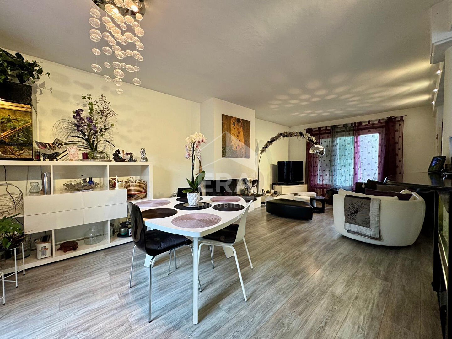 Photo Maison Combs La Ville 5 pièce(s) 108 m2 image 1/6