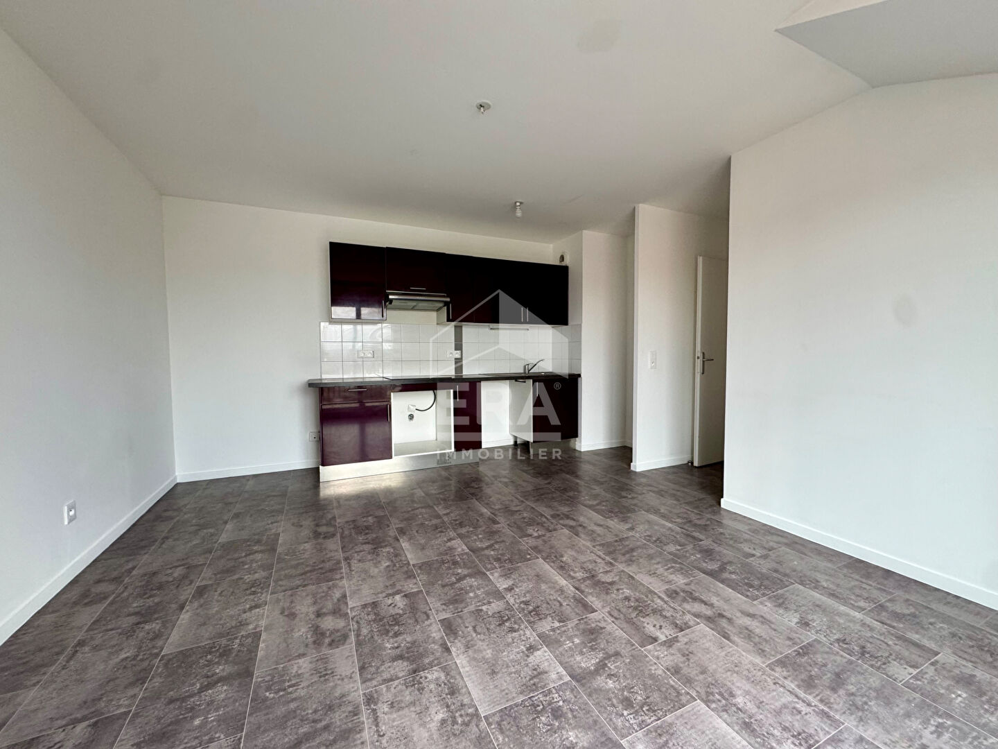 Photo À vendre : Appartement 3 pièces à Quincy-sous-Sénart image 1/6