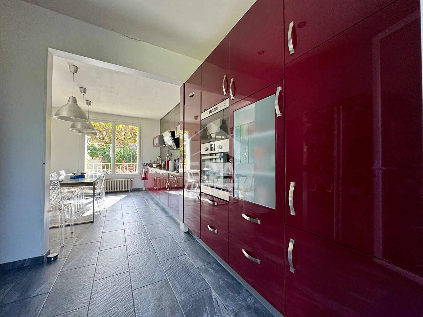 Photo Maison 6 pièces 4 chambres COMBS-LA-VILLE image 6/6