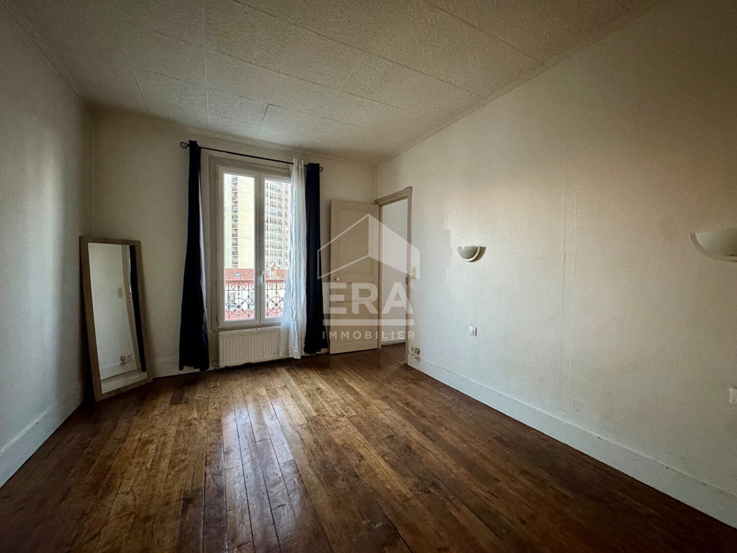 Photo MALAKOFF  RARE OPPORTUNITÉ EN FOND DE COUR  2 PIÈCES AU 3e ÉTAGE image 5/6