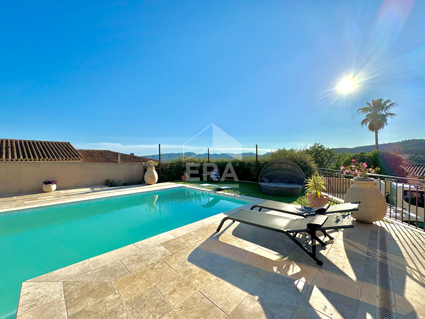 Photo Maison Ceyreste 9 pièce(s) 212 m2 image 5/6