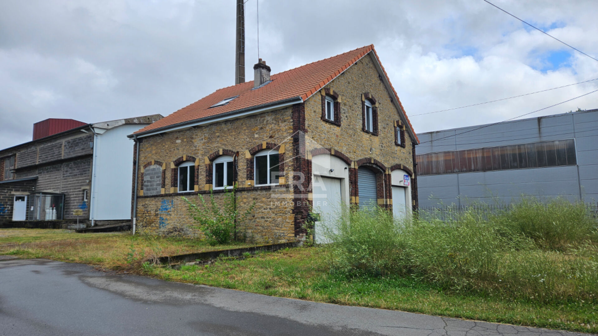 Local d'activité Gorcy 220 m2