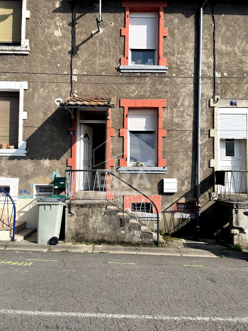 Maison mitoyenne de 65m² à Saulnes pour PETIT BUDGET