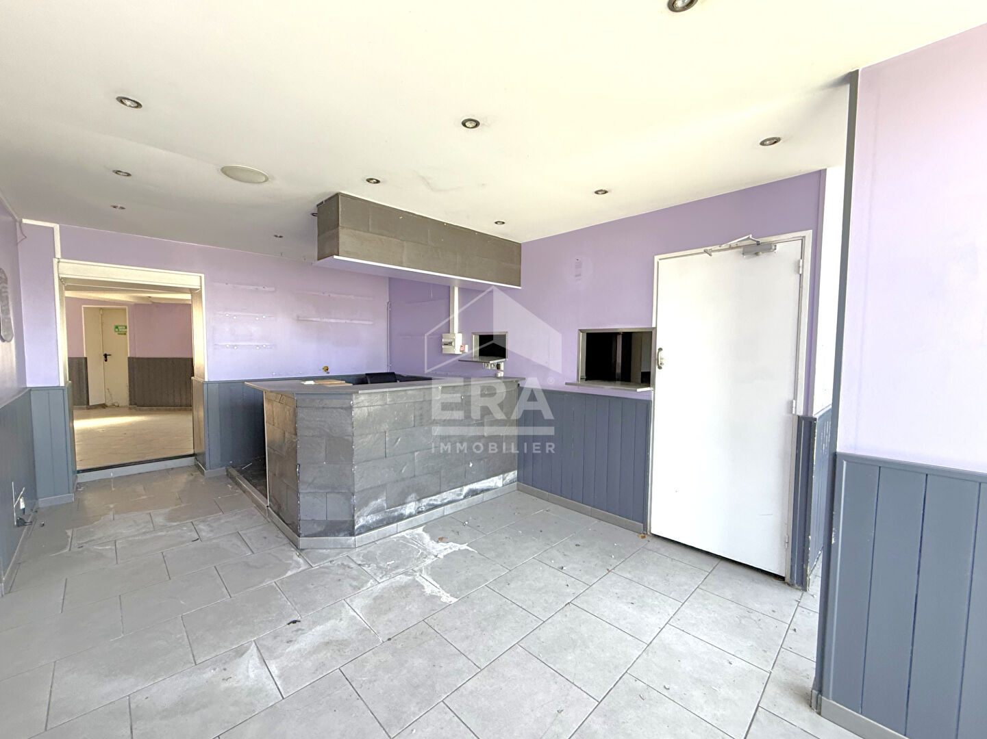 Photo Local commercial de 118 m² avec 2 appartements image 3/6