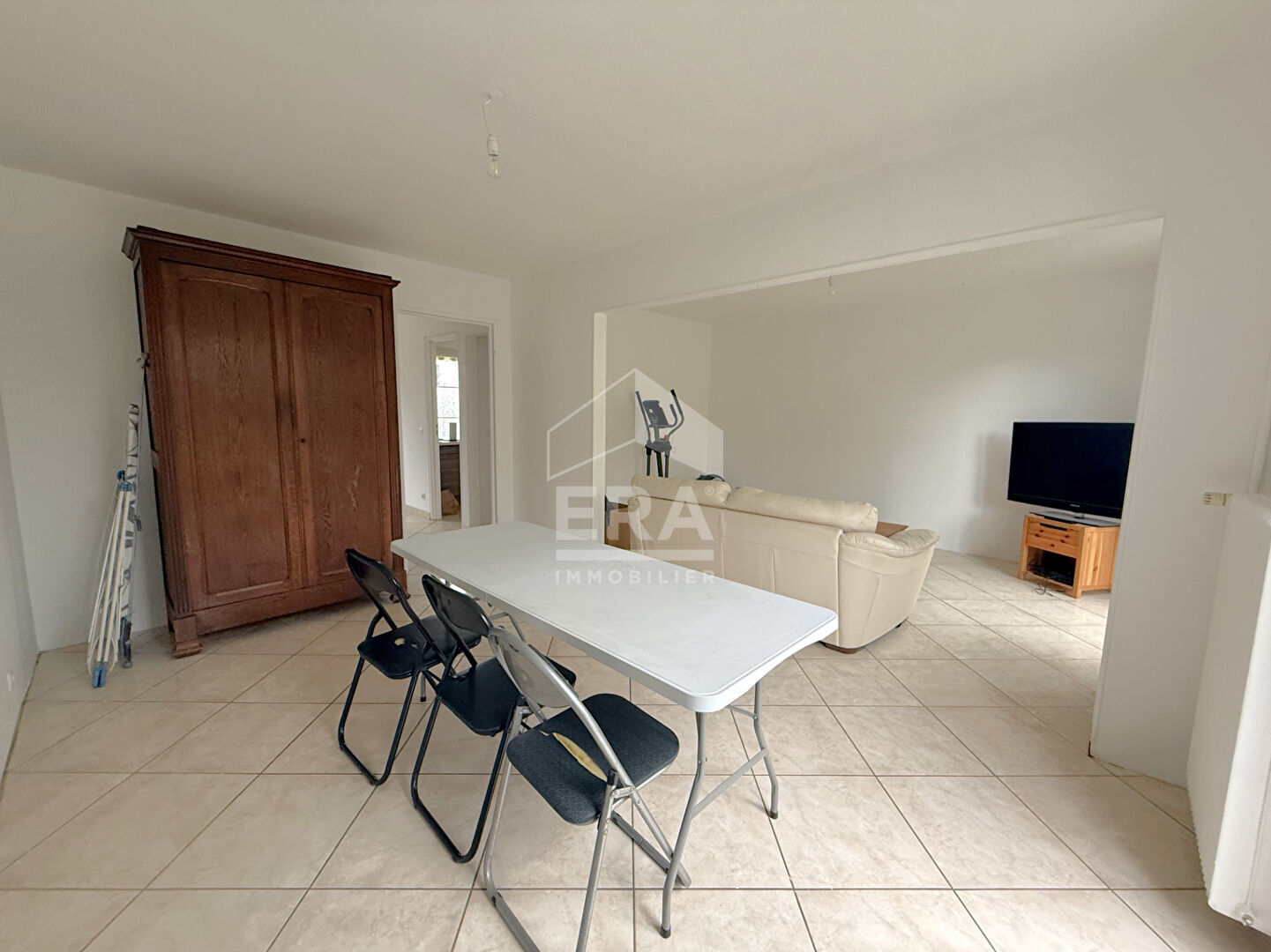 Photo Maison Cesson 5 pièces 119 m2 Garage image 4/6