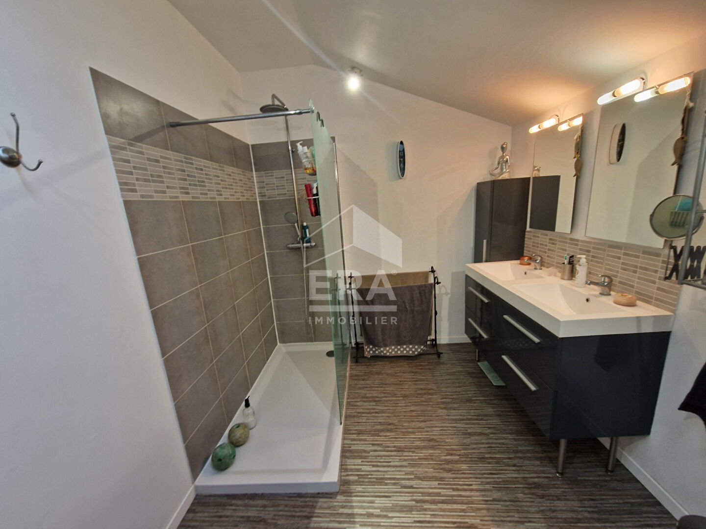 Photo Maison Saint Germain De Marencennes 5 pièce(s) image 6/6