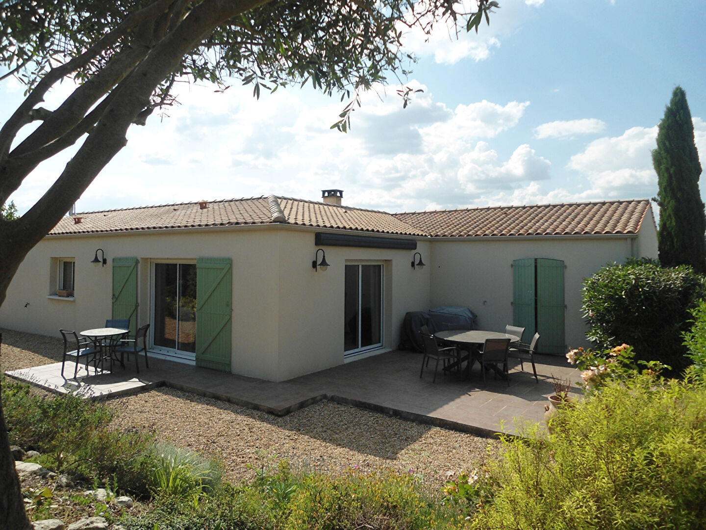 Photo Maison Genouille 5 pièce(s) 110 m2 image 1/6