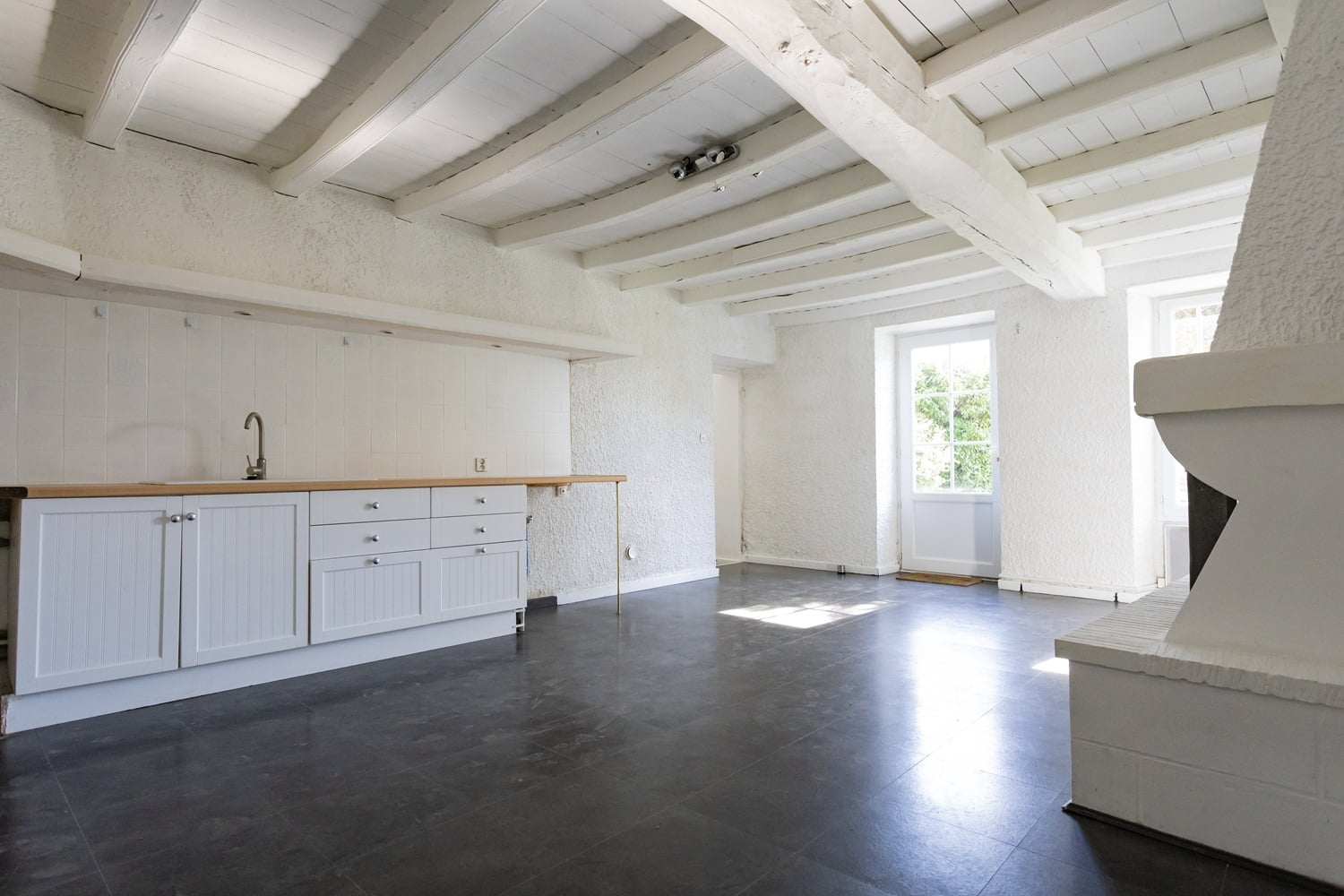 Photo Maison Surgères 5 pièce(s) 243m² image 2/6