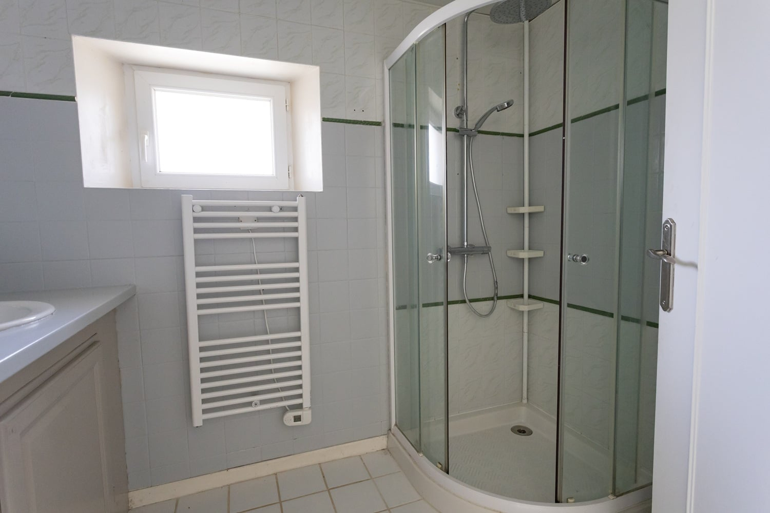 Photo Maison Surgères 5 pièce(s) 243m² image 4/6