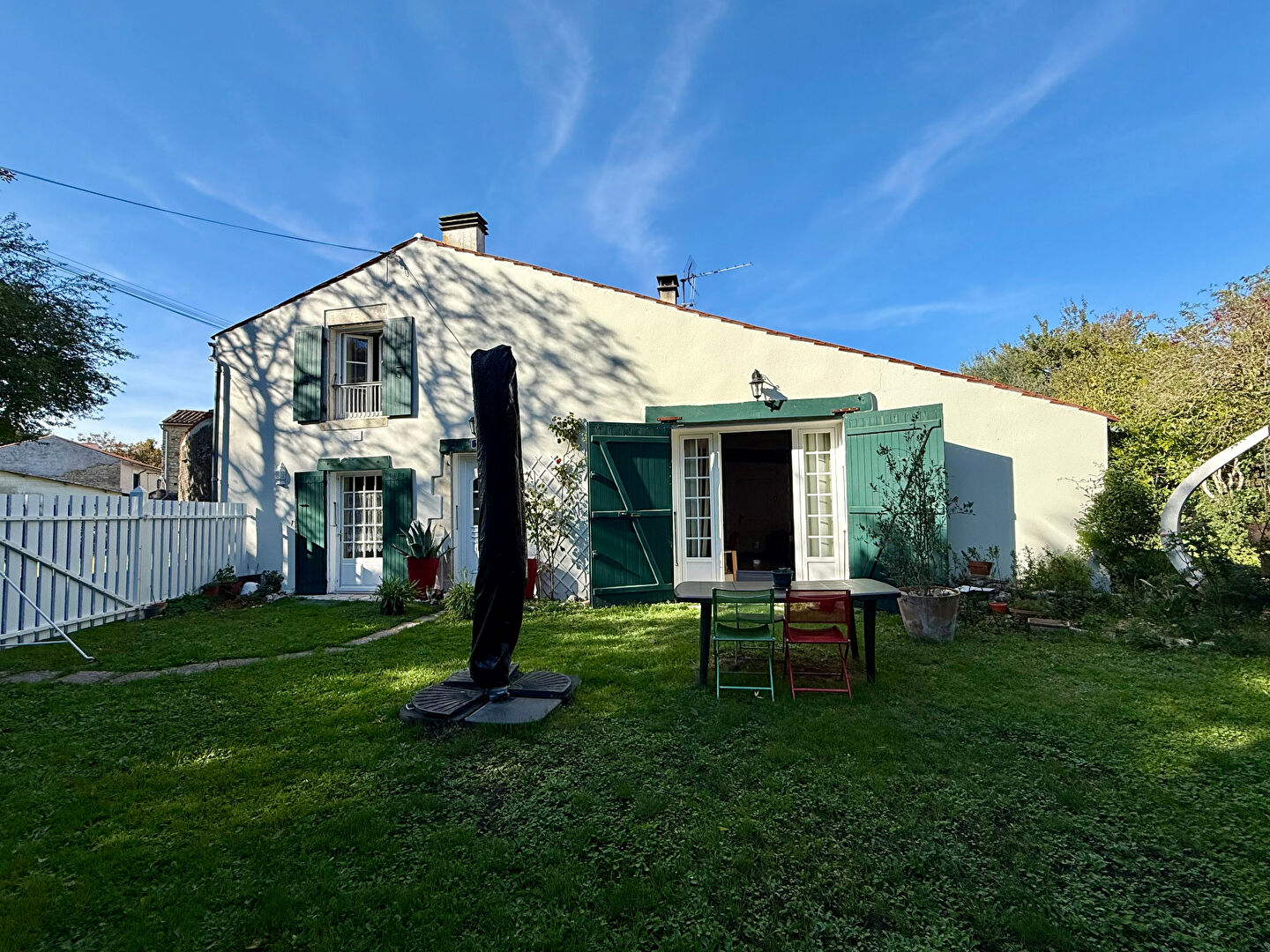 Maison Benon 7 pièce(s) 196.57 m2