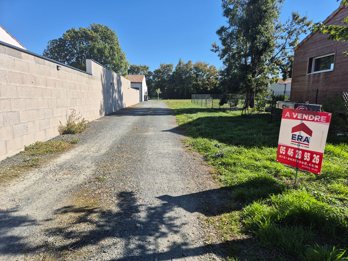 Photo Terrain Saint Pierre D'Amilly 794 m2 image 3/3