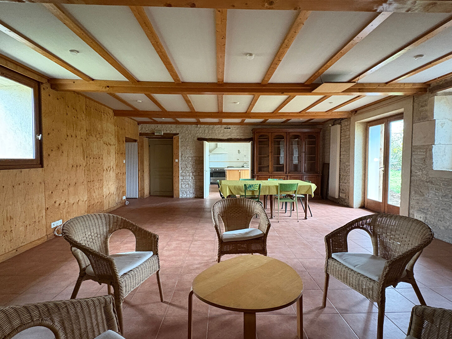 Photo Maison à louer 6 pièces 17700 image 3/6