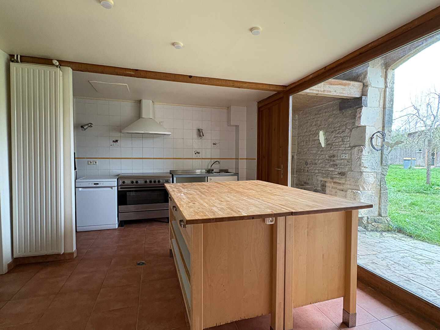 Photo Maison à louer 6 pièces 17700 image 4/6