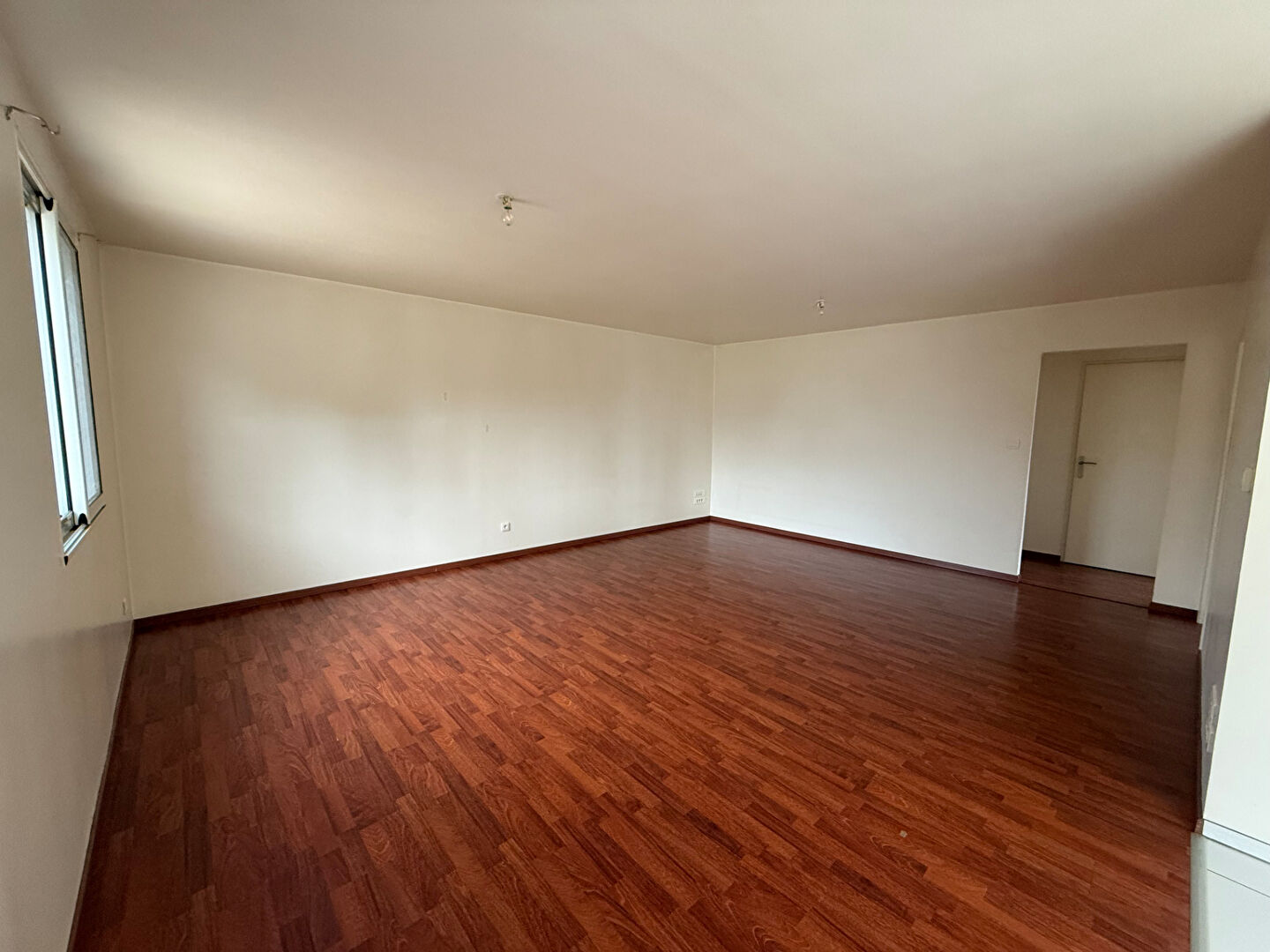 Photo LRSY - BOURG SOUS LA ROCHE image 1/6