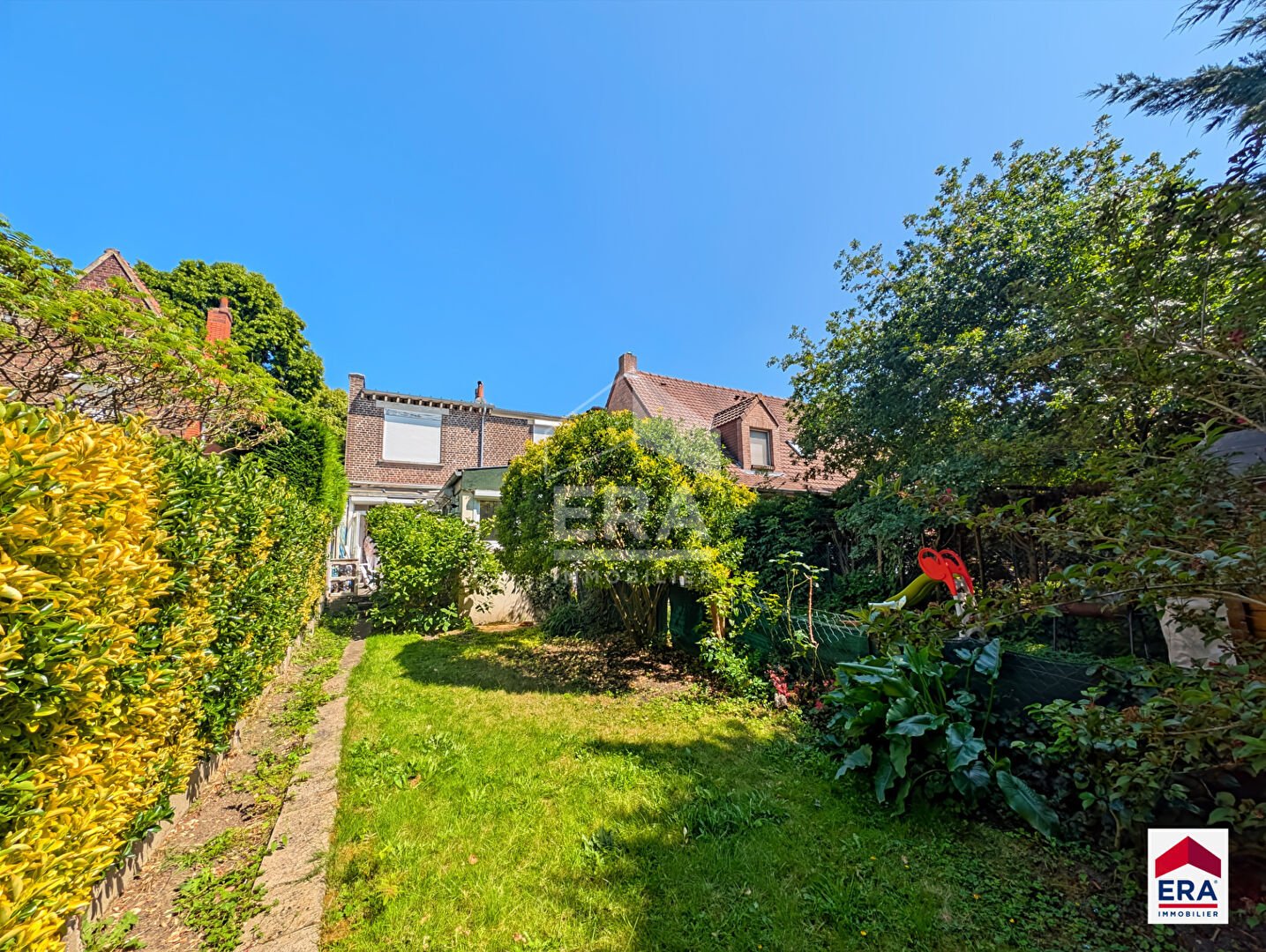 Photo Maison avec Jardin - Croix image 3/4