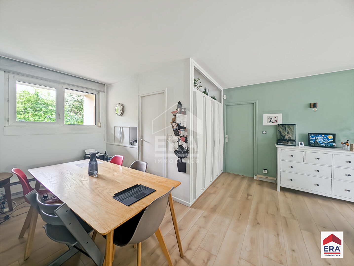 Photo Appartement T3 - 88m² - Jardin et Terrasse privatifs - Croix image 2/6
