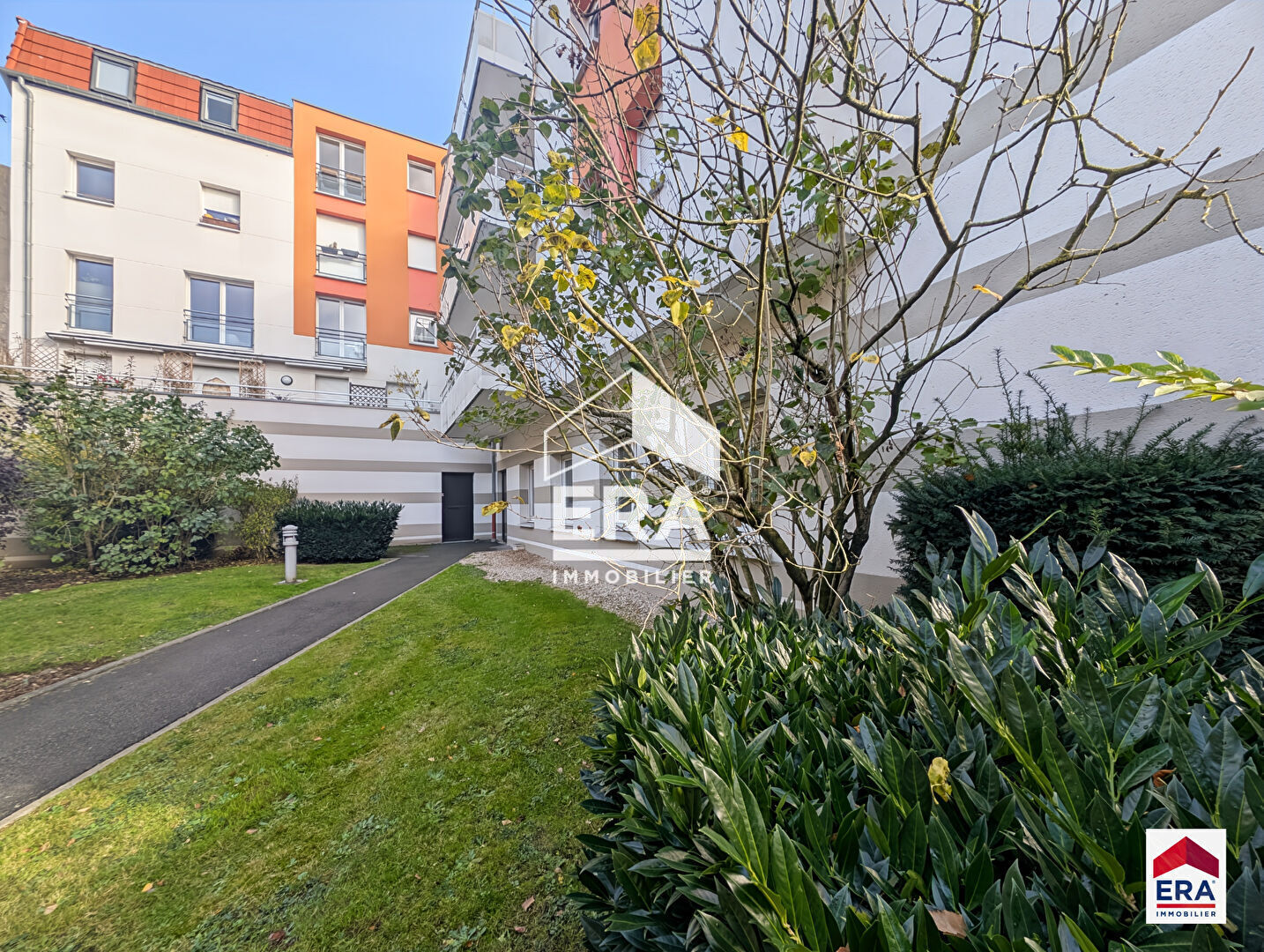 Appartement - 36 m² - CROIX CENTRE