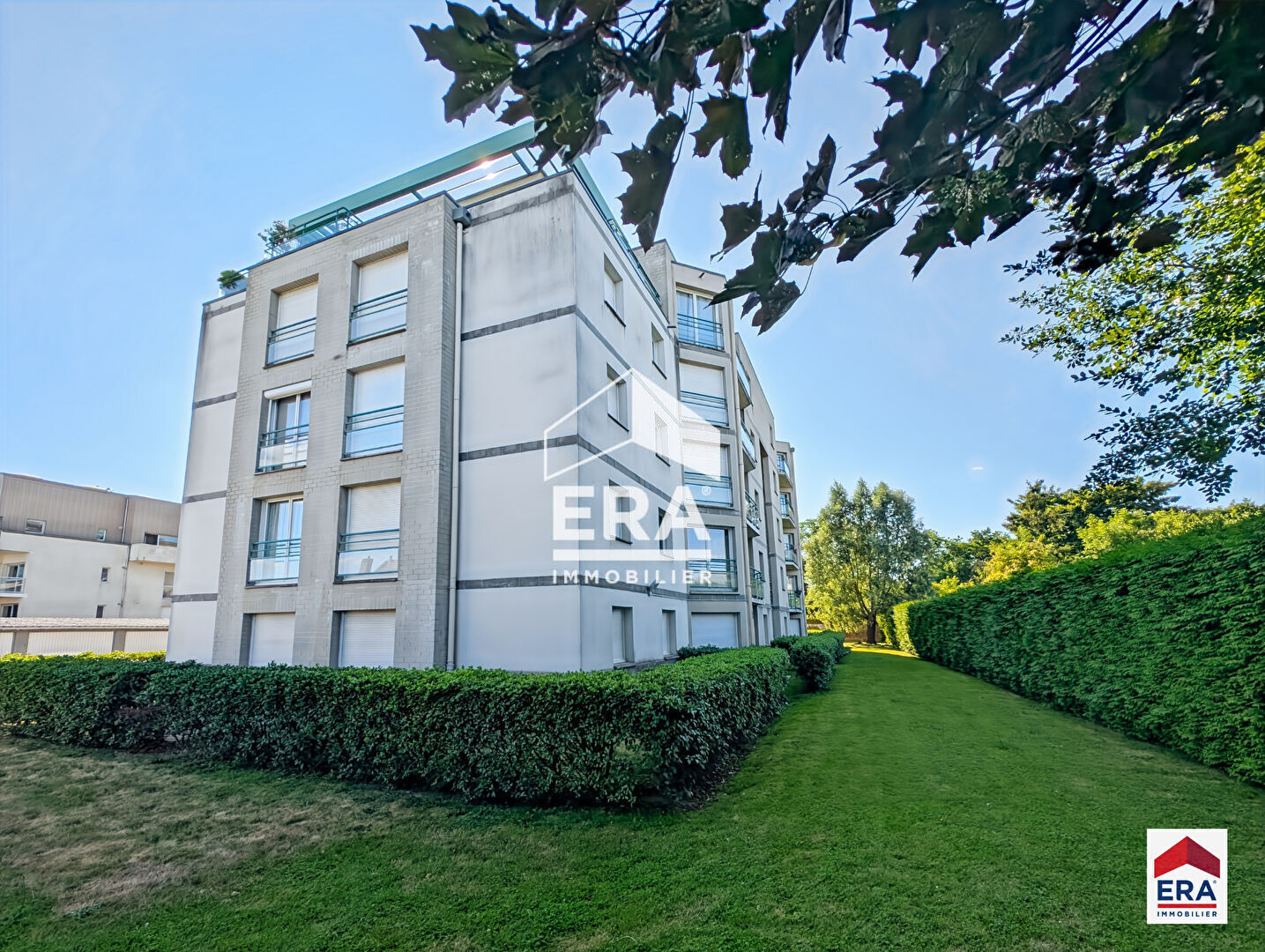 Photo Appartement T2 avec Balcon - CROIX image 1/6