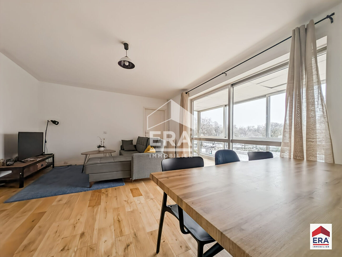 Appartement 108m² - 3 chambres - parking - Secteur Barbieux