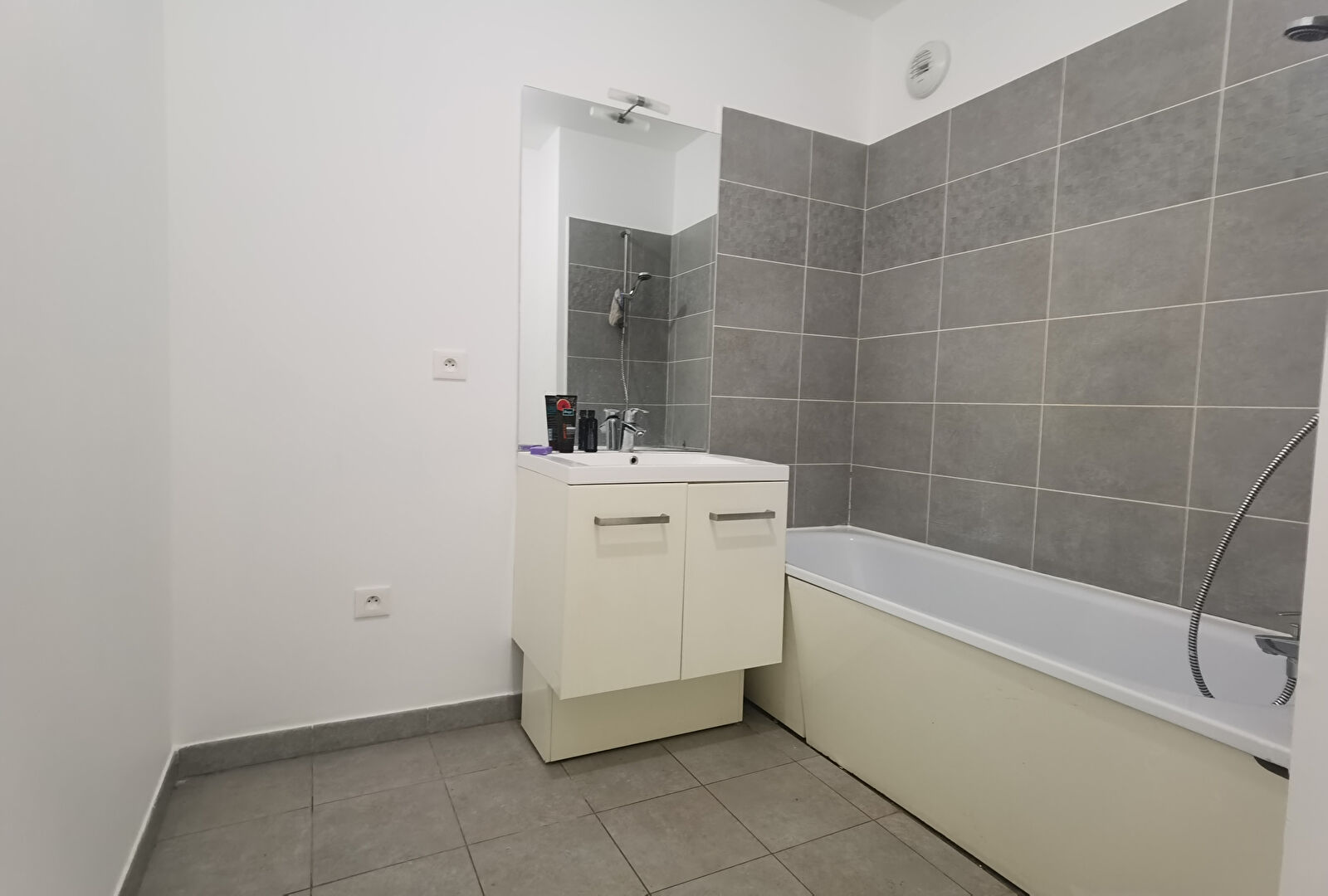 Photo Mare Huguet - Beau F3 de 79m² image 5/6