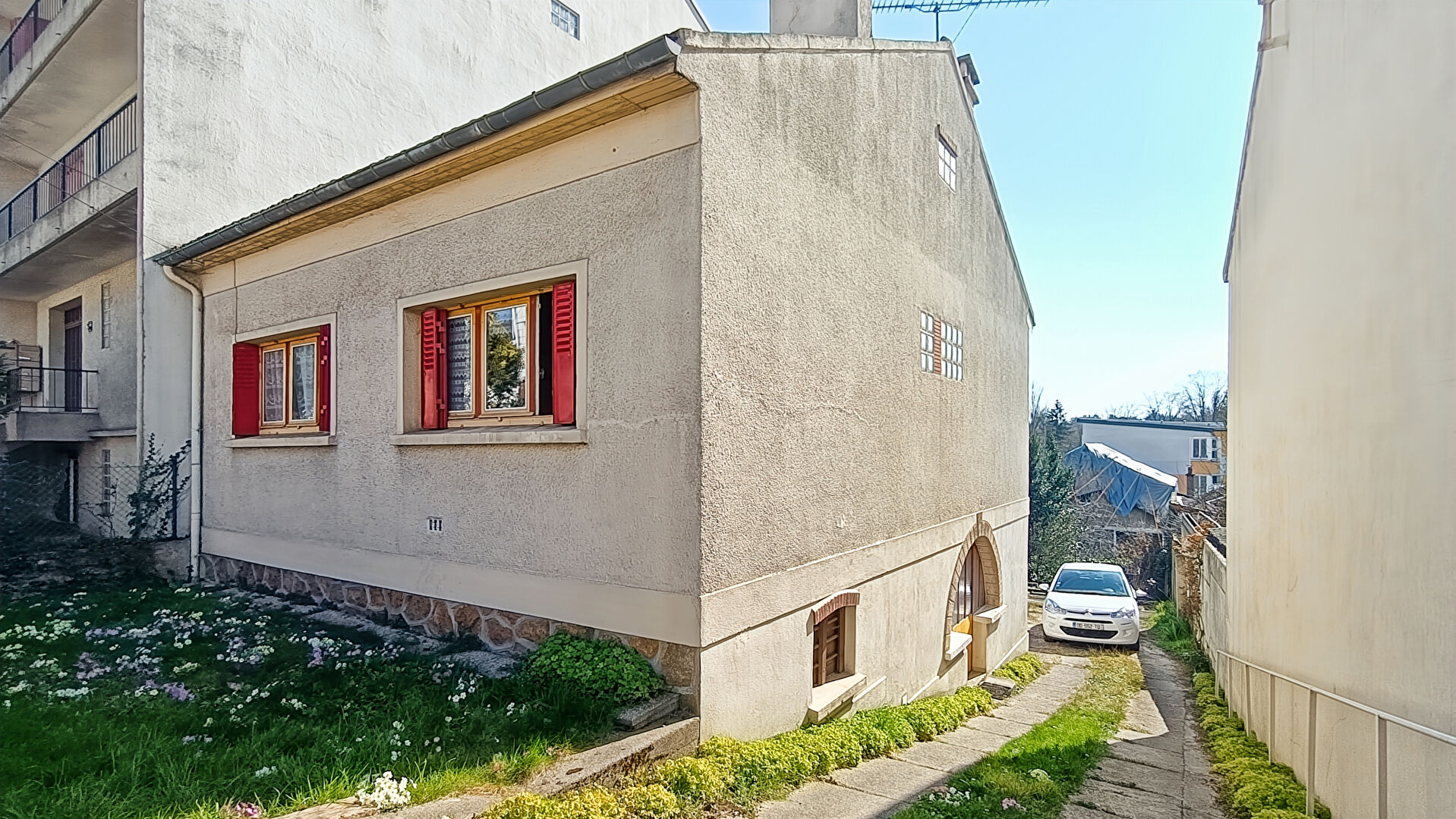 Photo MONTREUIL - PARC MONTREAU- Pavillon à potentiel. image 2/6