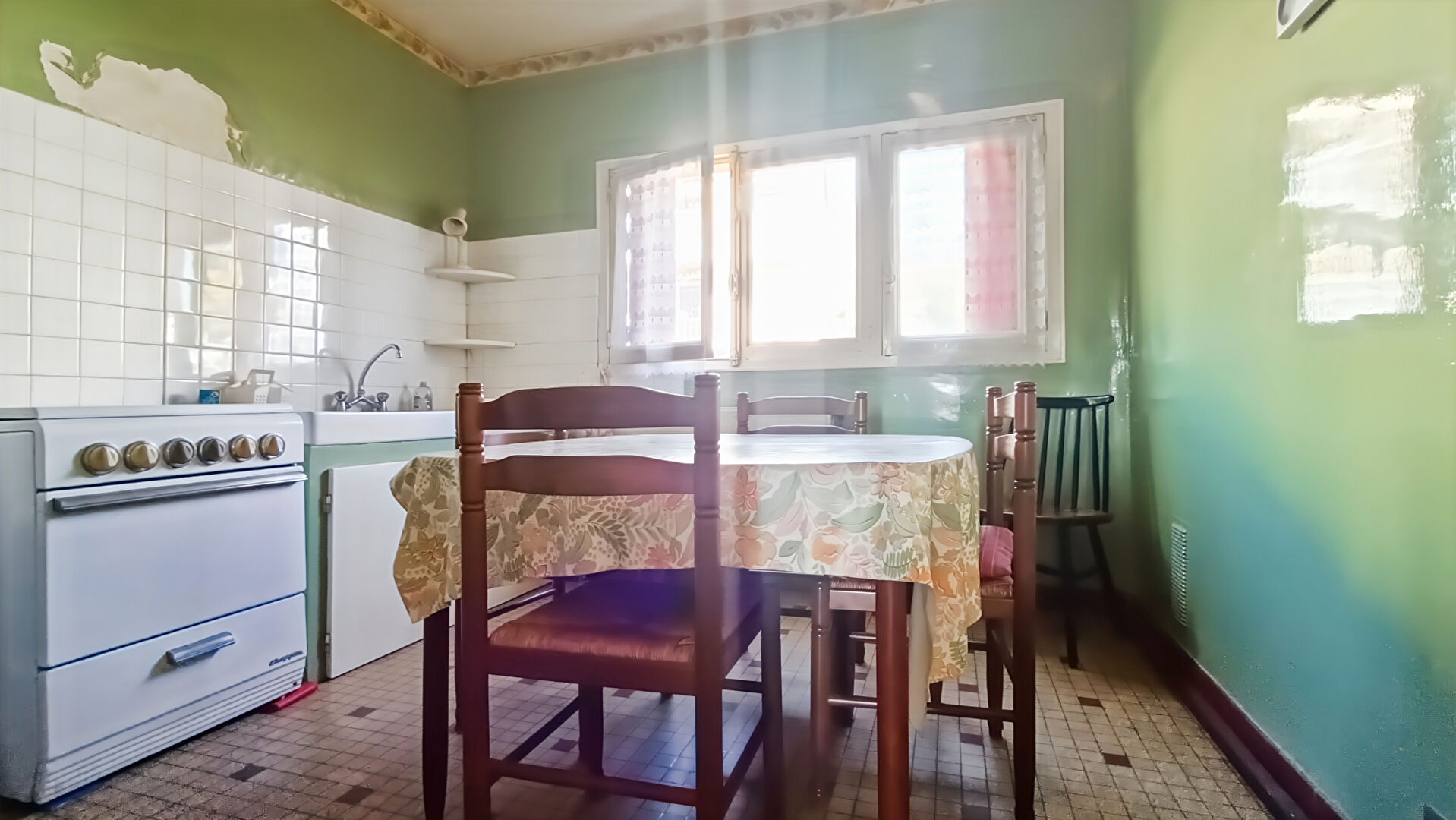 Photo MONTREUIL - PARC MONTREAU- Pavillon à potentiel. image 4/6