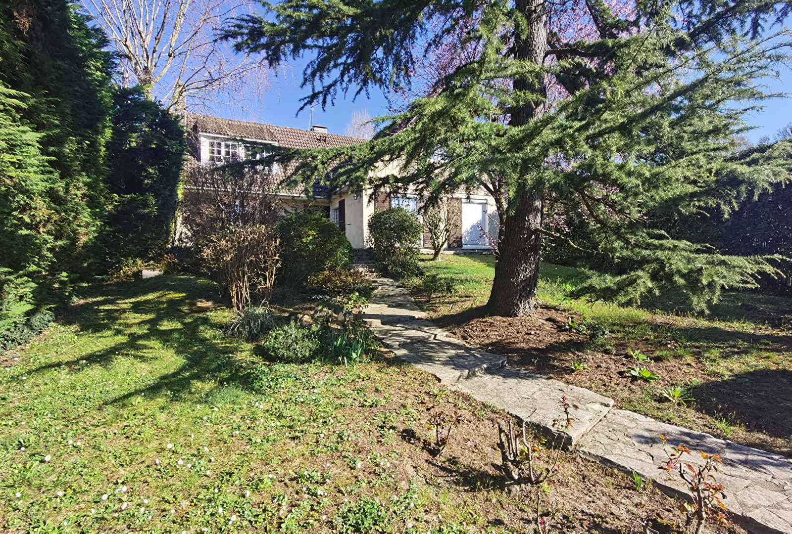 Agence immobilière de ERA AGENCE DE L'EGLISE