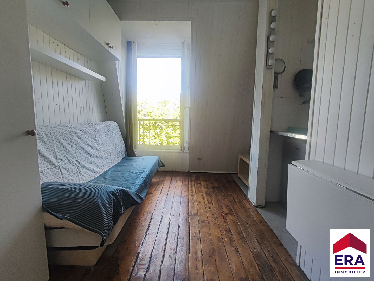 Photo Paris 18 - Simplon - Studio avec vue dégagée image 1/6