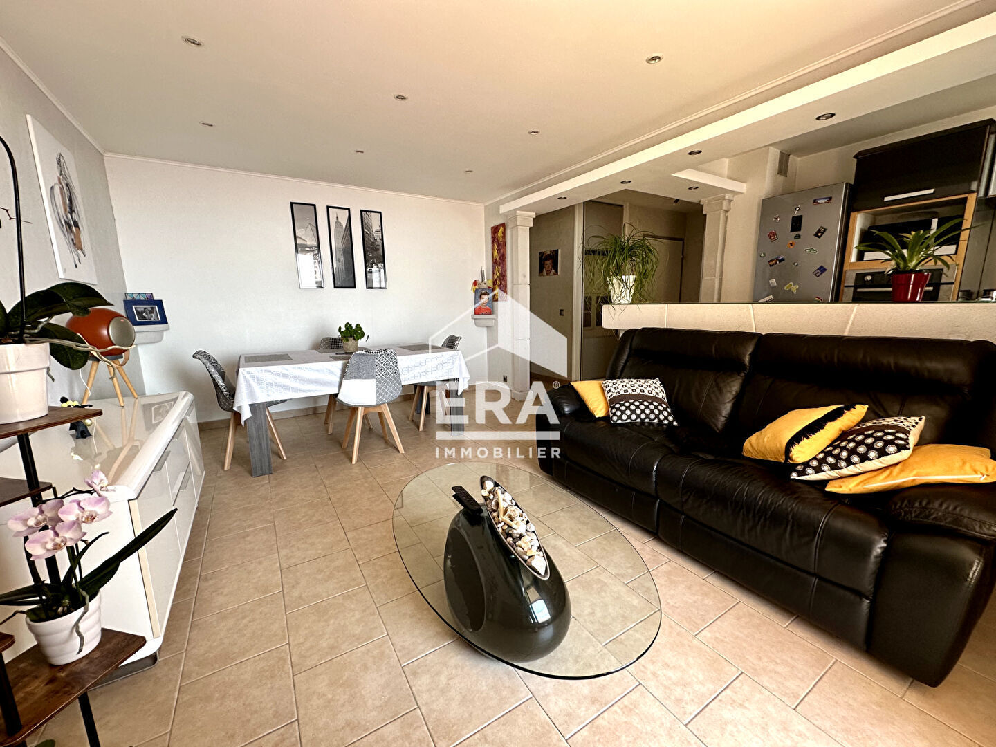 Photo Appartement Nice 3 pièce(s) 61 m2 - Vue mer panoramique - parking extérieur image 4/6