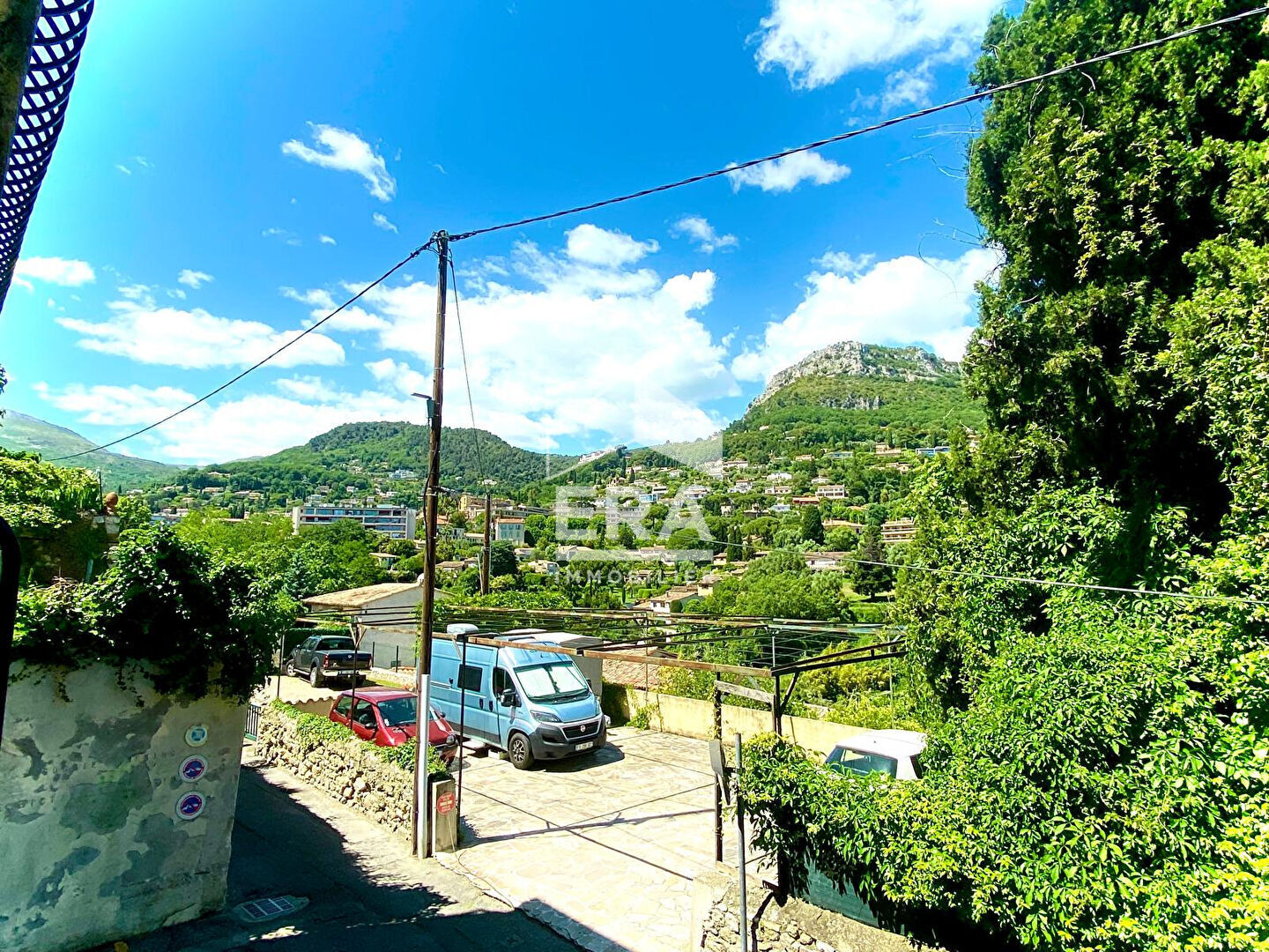 Photo Appartement Vence 2 pièce(s) 34.15 m² + véranda 11 m² image 2/6