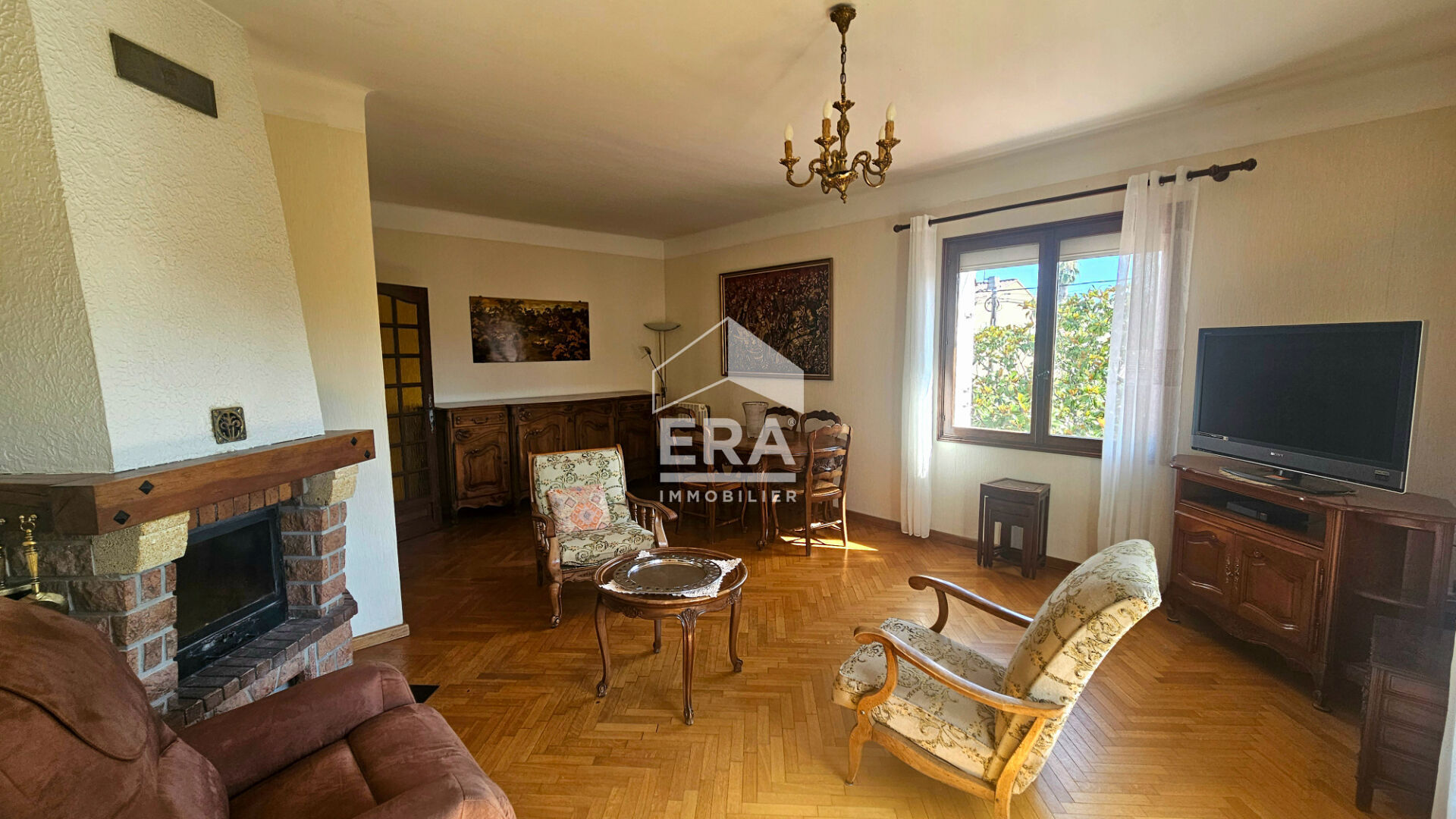 Photo Maison à vendre à Fréjus - 6 pièces avec fort potentiel image 3/6