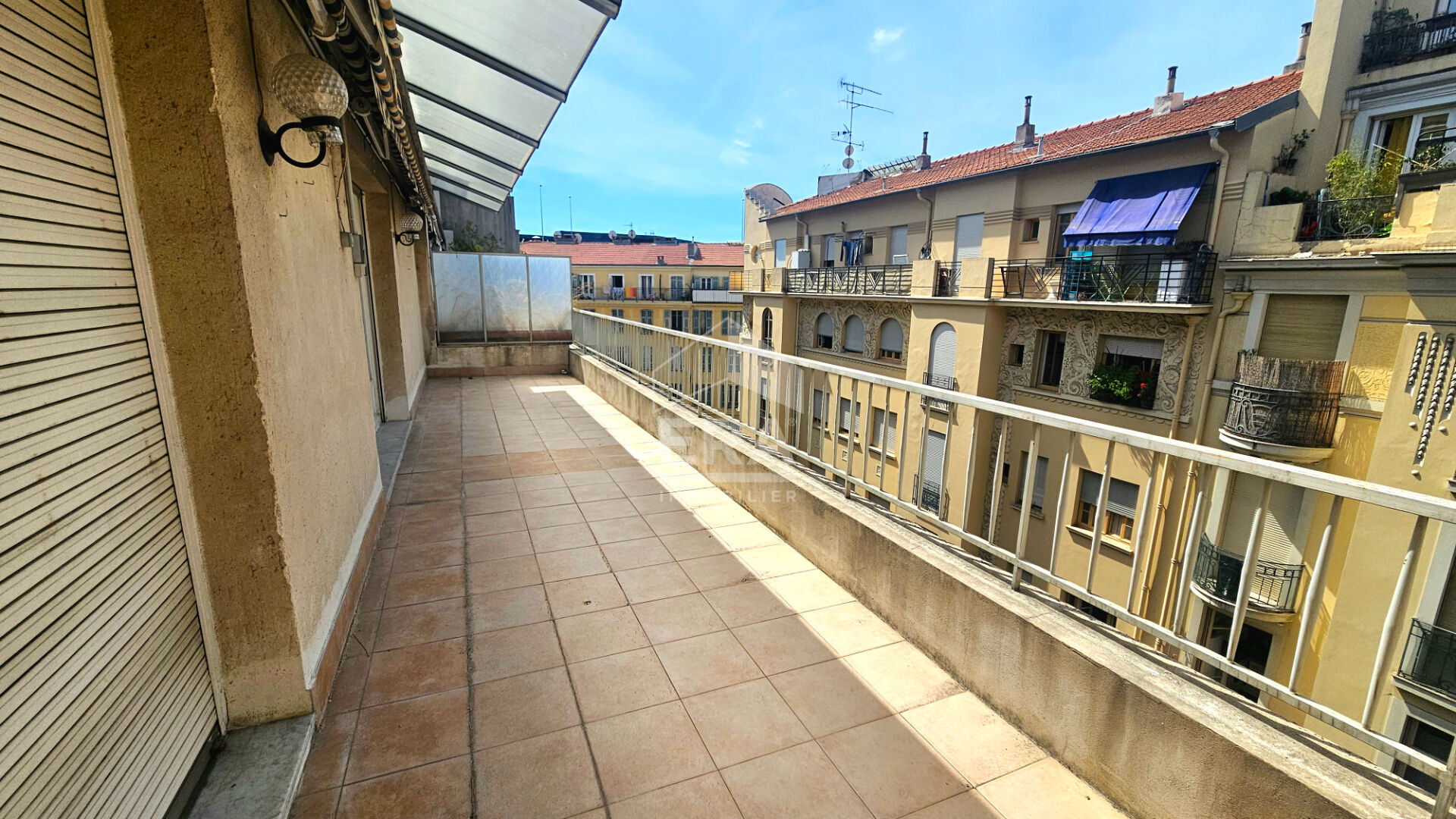 Appartement Nice 4 pièce(s) 96 m2 - Terrasse exposition Sud-Ouest