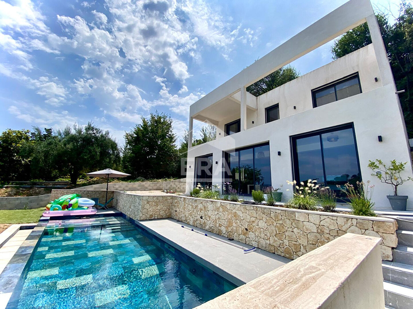 Belle Villa Californienne Vence 6 pièce(s) 206 m2