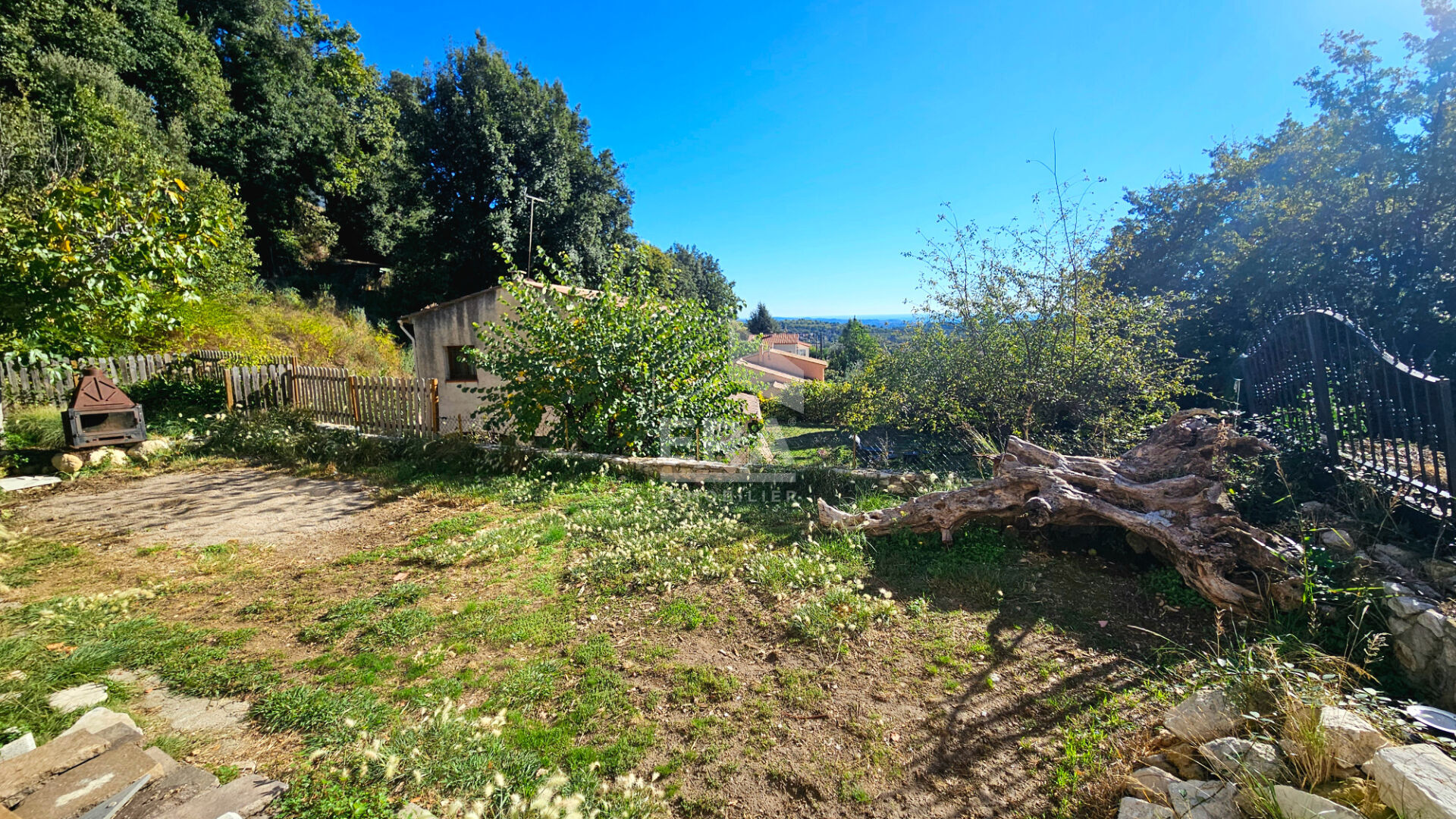 Photo Maison à finir Tourrettes sur Loup ! image 2/6