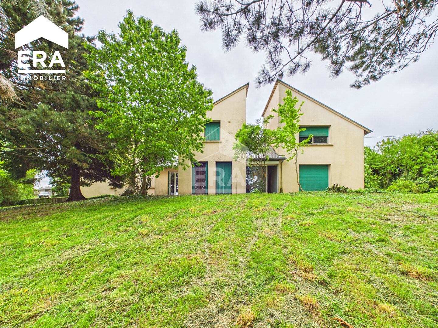 Maison 6 pièces à vendre à Arvieu - 220 m² habitables