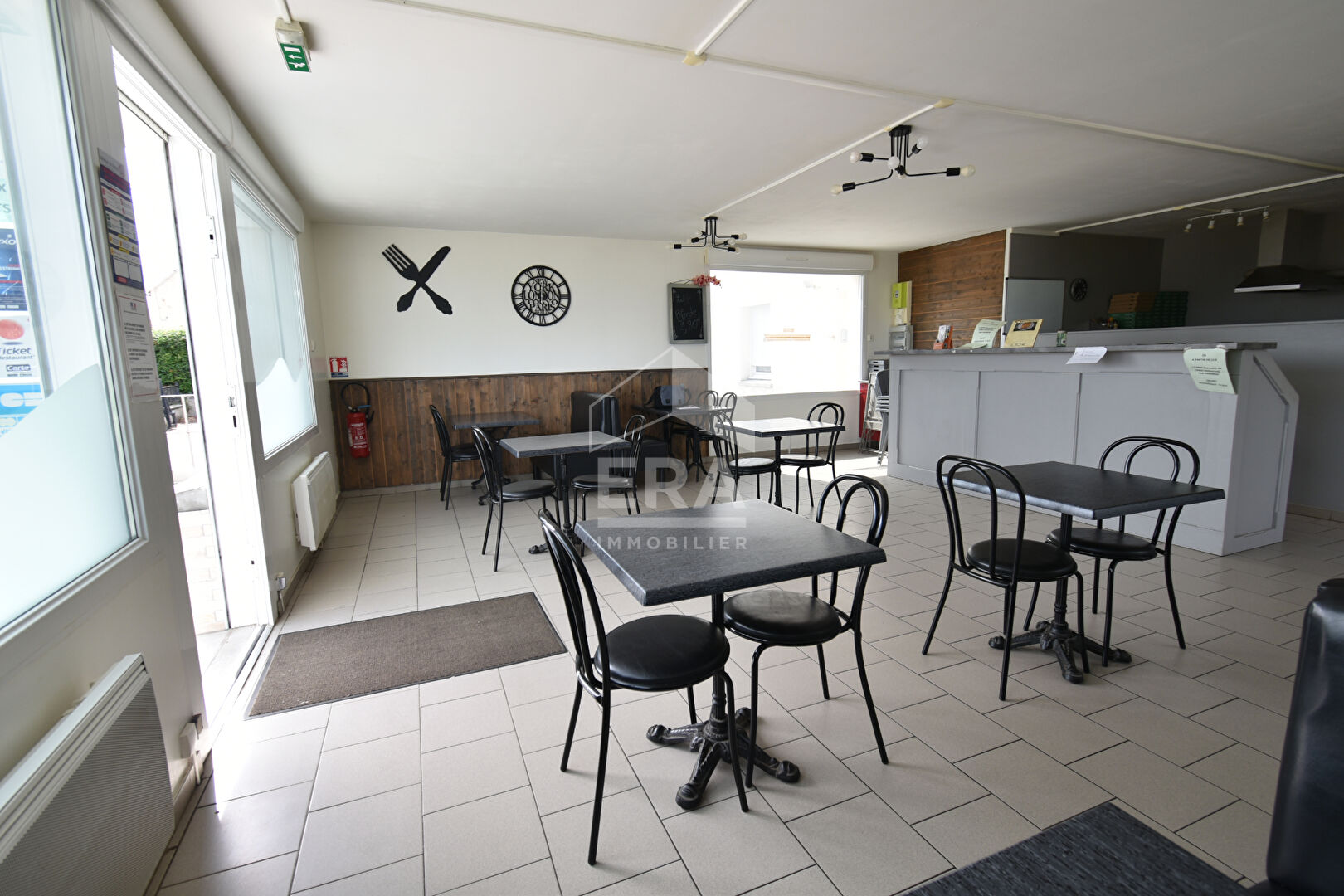 Local commercial Eperlecques 106 m2