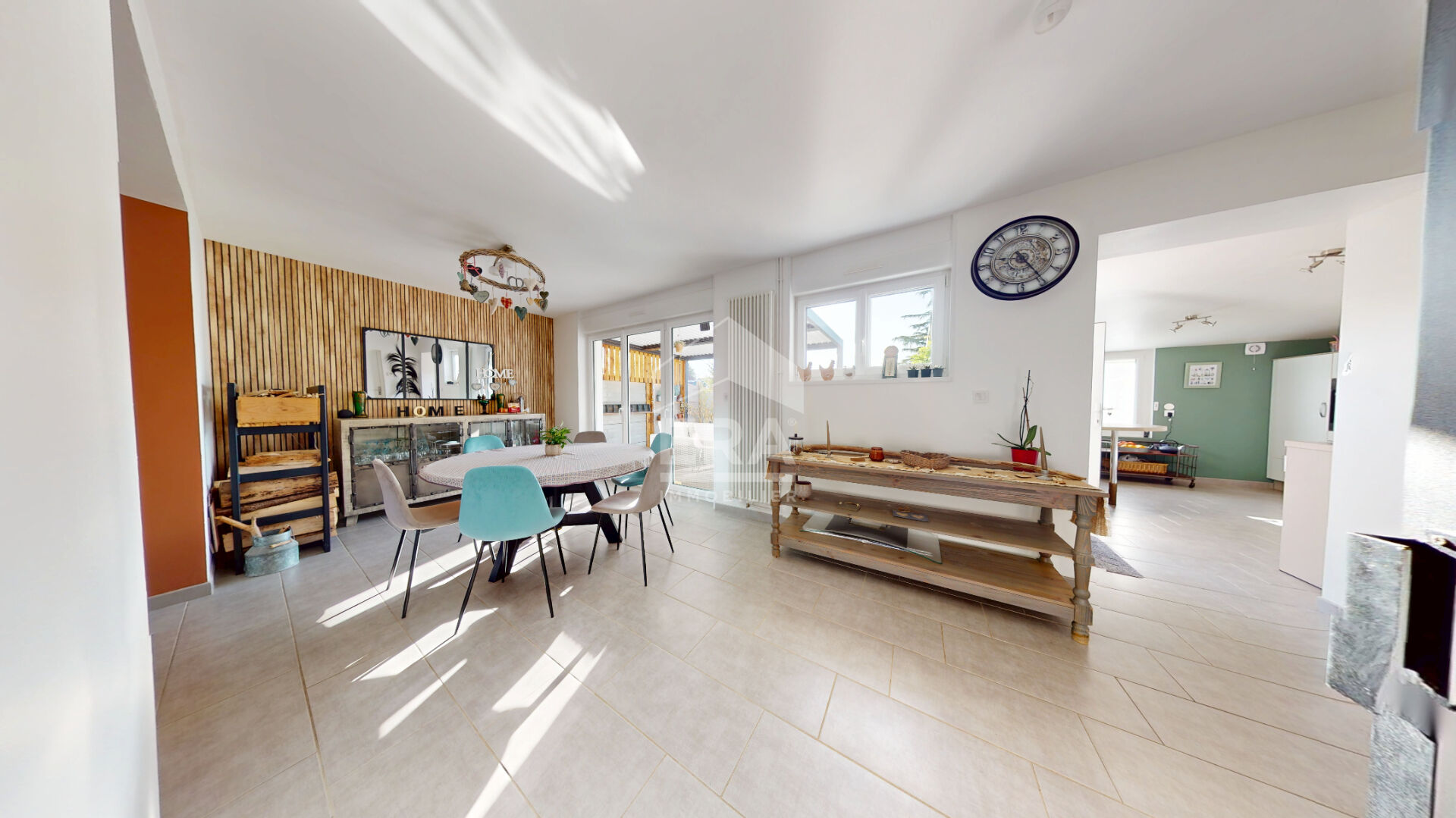 Photo Belle maison dans  un secteur recherché, on pose ses meubles ! image 1/5