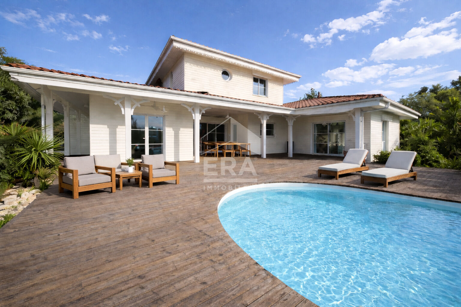 Agence immobilière de ERA LA CABANE DU MOULLEAU