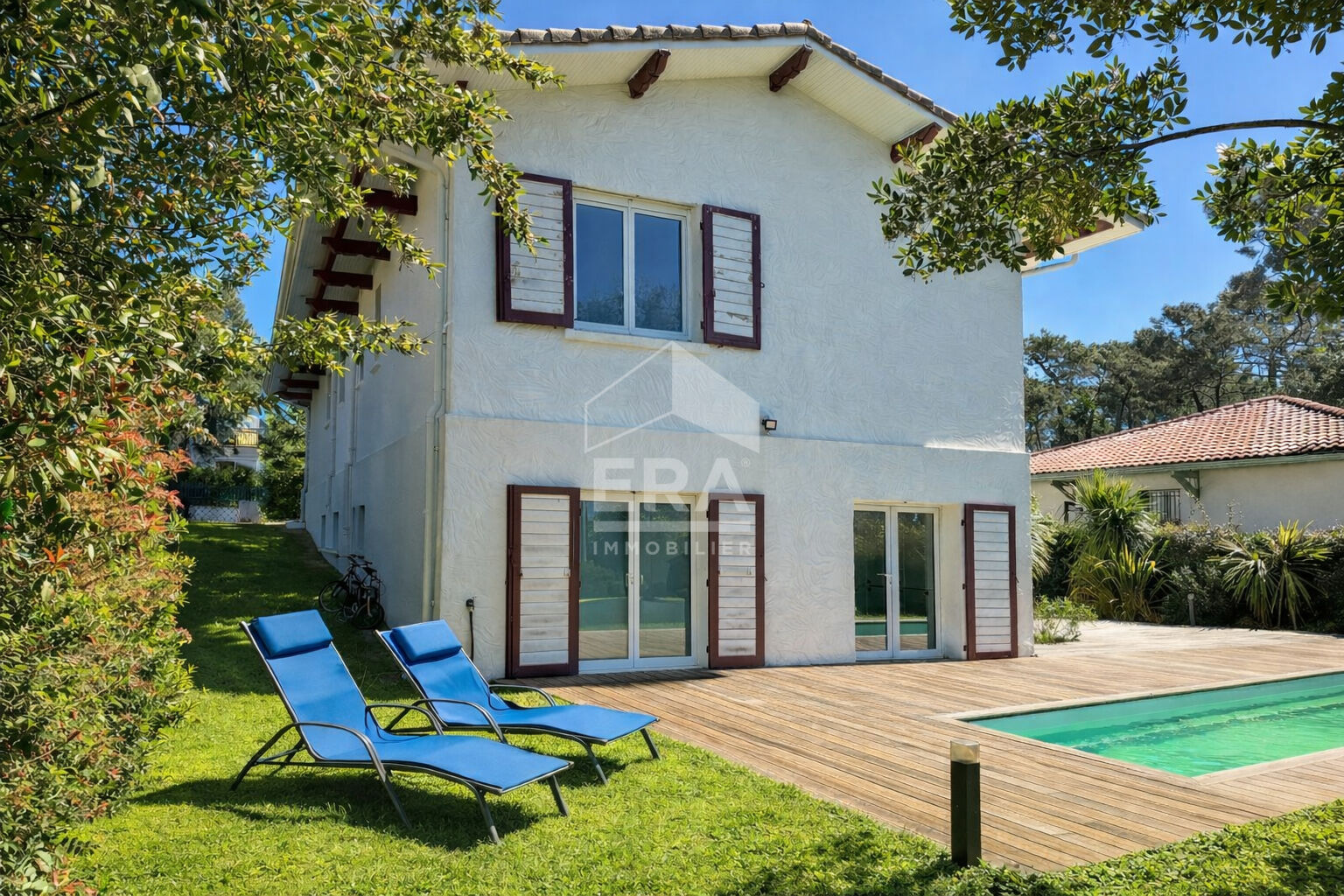 Agence immobilière de ERA LA CABANE DU MOULLEAU