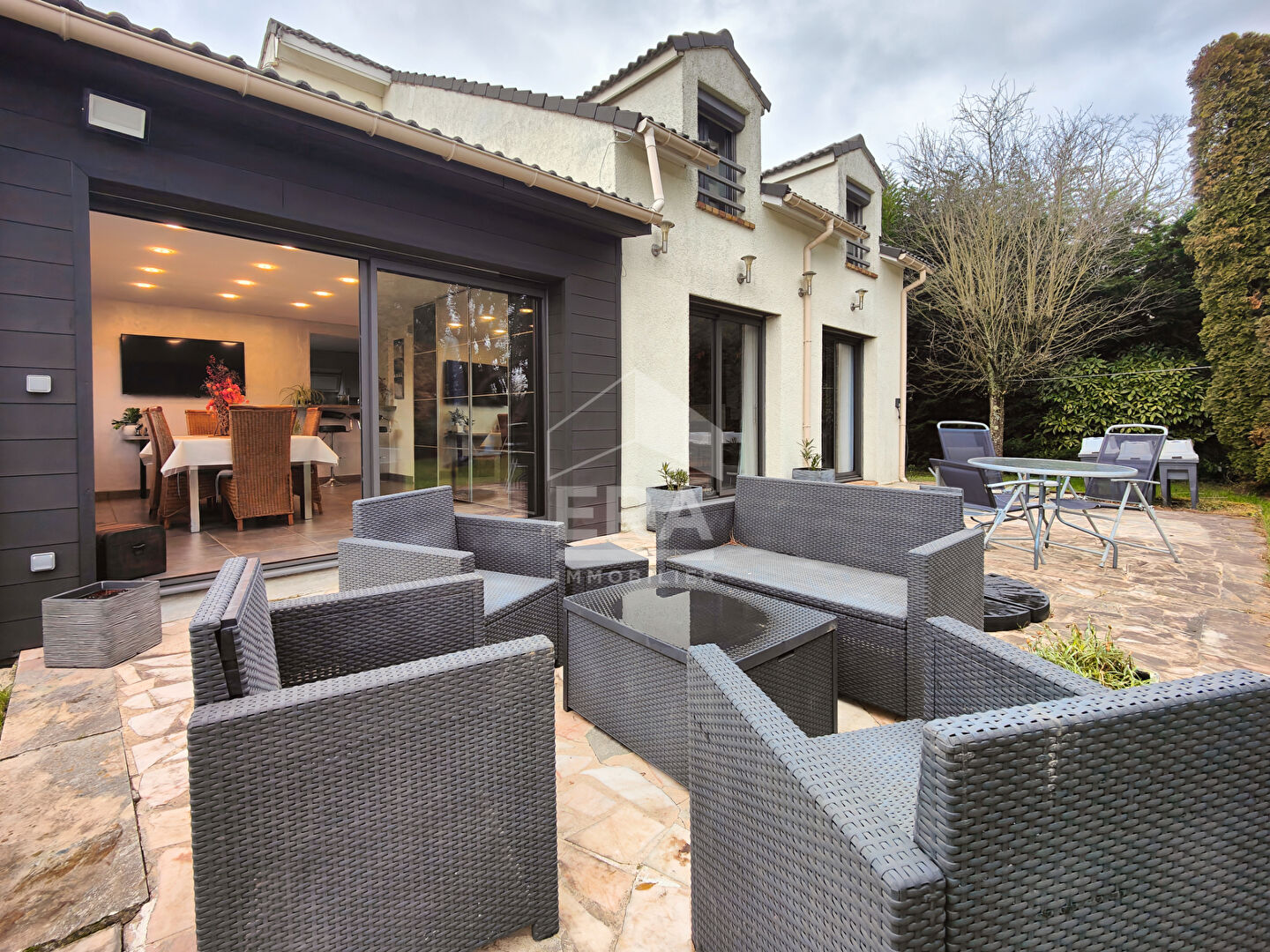 Photo Maison Les Alluets Le Roi 9 pièce(s) 160 m2 sur 1600m2 de terrain image 4/6