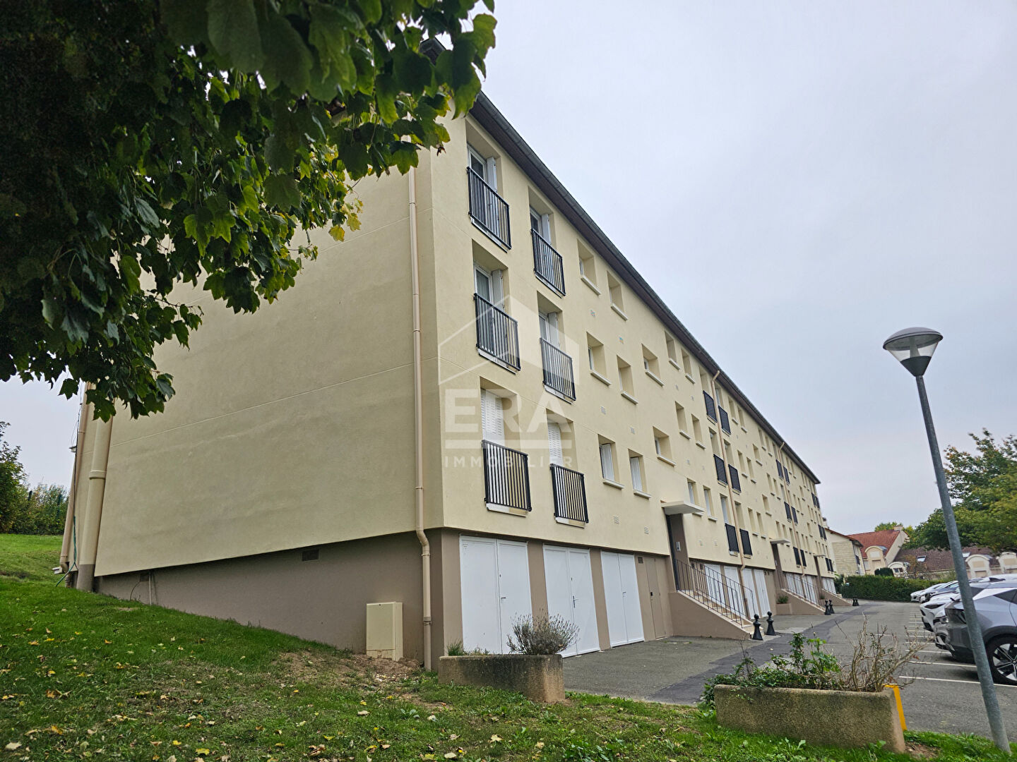 Photo Appartement Beynes 5 pièce(s) - Pour les amateurs de travaux image 2/6