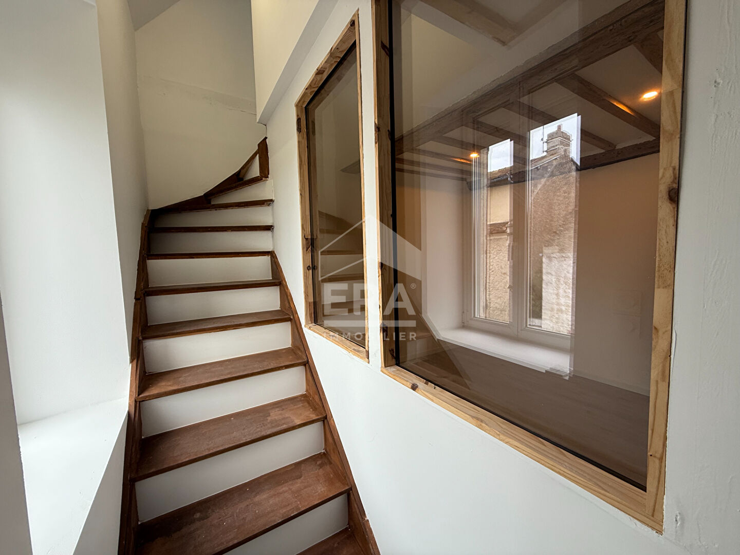 Photo Maison de ville en pierre - COLLEVILLE MONTGOMERY image 3/5