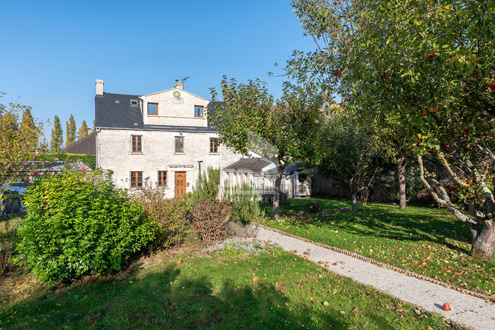 Photo Maison en pierre 6p 126m2 - ROTS image 1/6