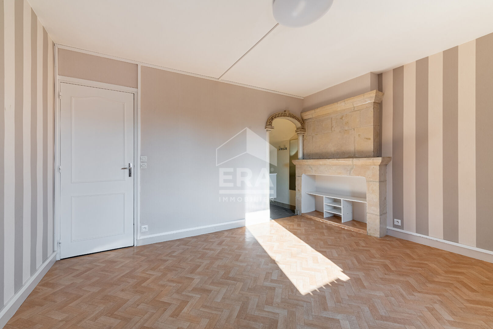 Photo Maison en pierre 6p 126m2 - ROTS image 4/6