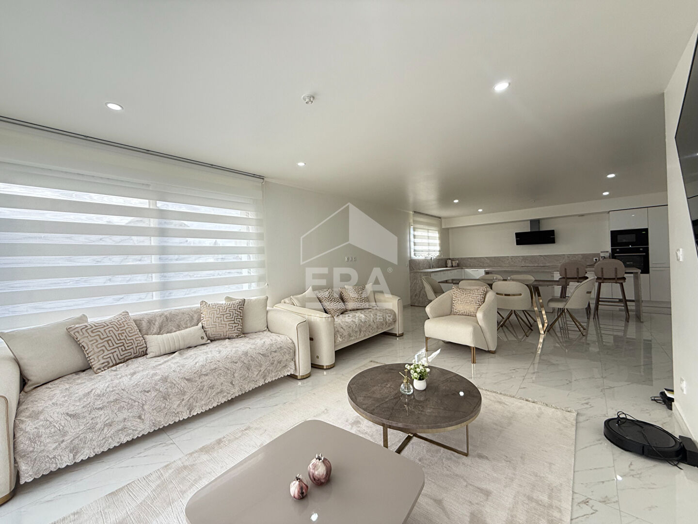 Photo Maison 9 pièces 137m2 image 2/6