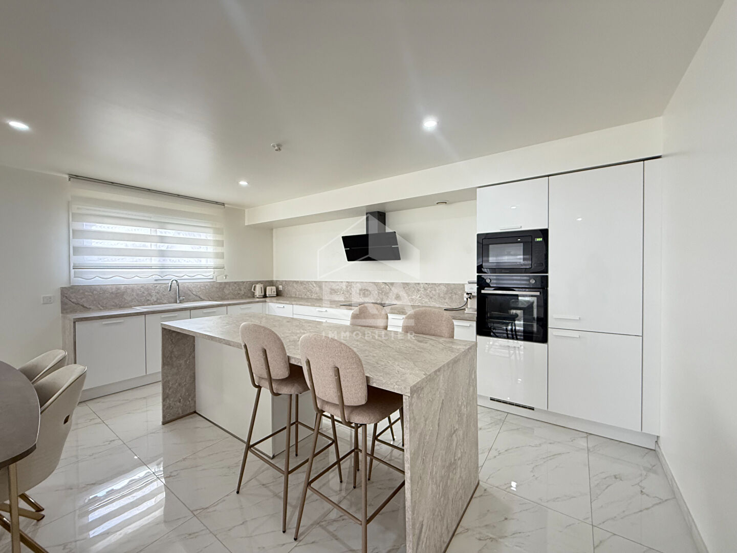 Photo Maison 9 pièces 137m2 image 3/6