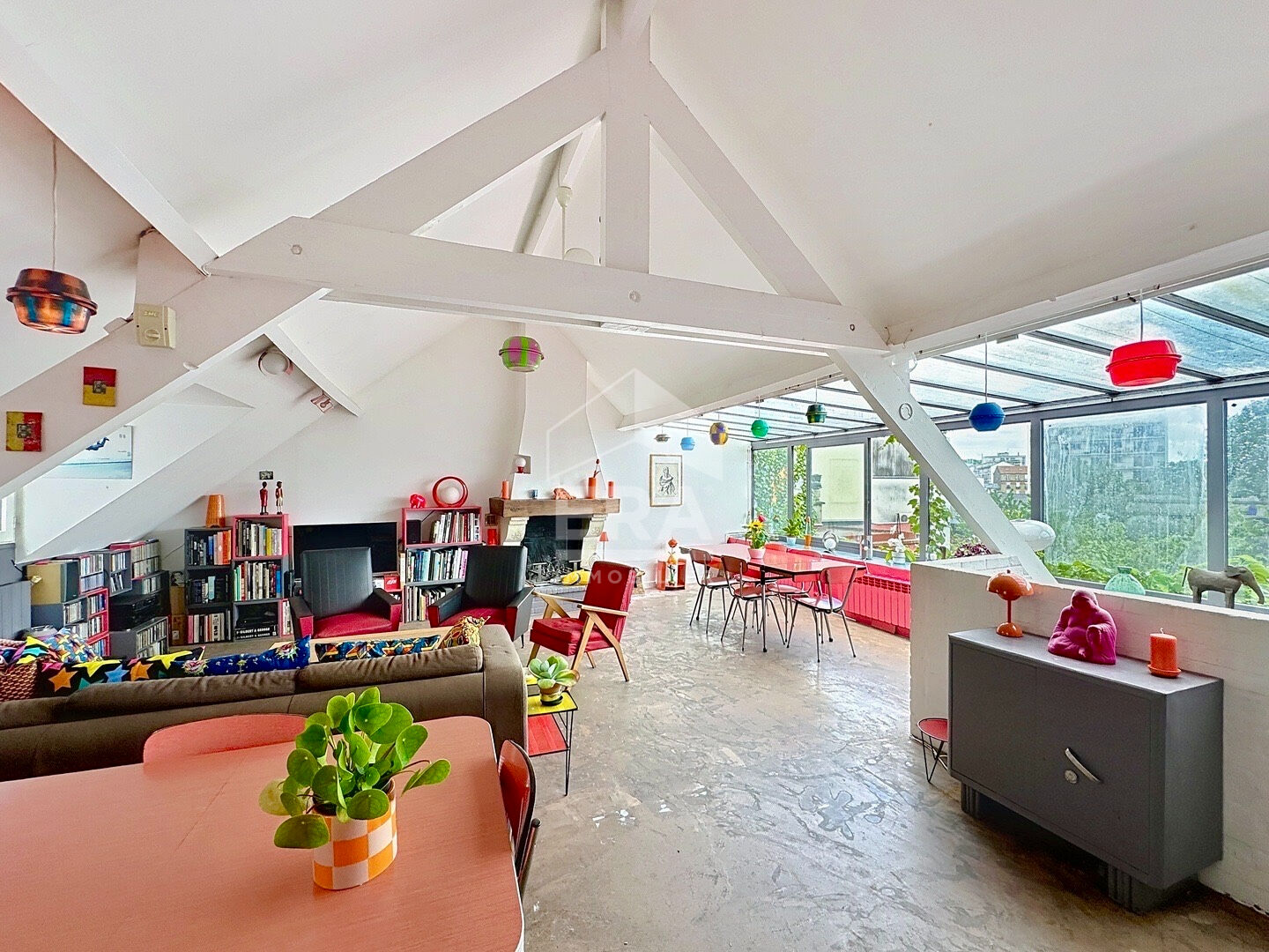 Maison Montreuil 5 pièce(s)  de 94 m² au sol et 86 m² loi Carrez avec terrasse et jardin