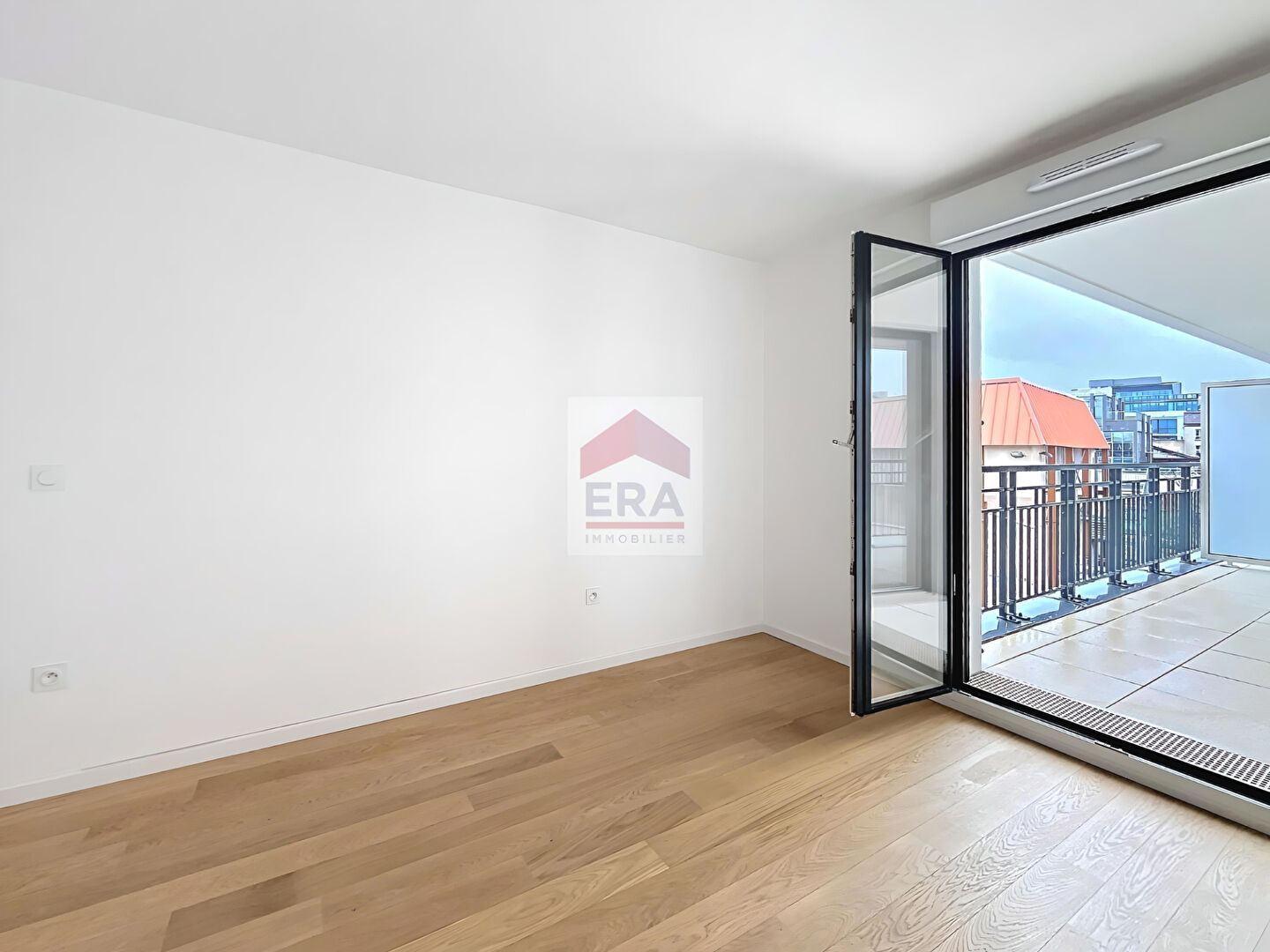 Photo Appartement Suresnes 3 pièce(s) 61 m2 image 5/6