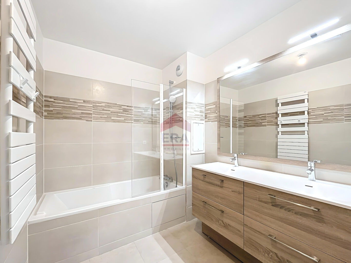 Photo Appartement Suresnes 3 pièce(s) 61 m2 image 6/6