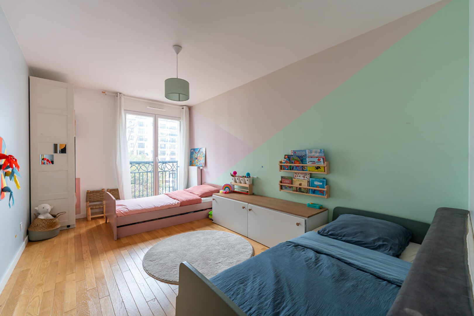 Photo Appartement Suresnes 4 pièce(s) 75 m2 image 6/6